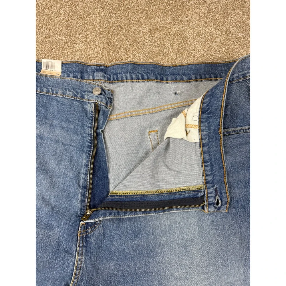 NEW Levis 559 Relaxed Straight Mens Blue Stretch Jeans 50x34 Irregular Workwear